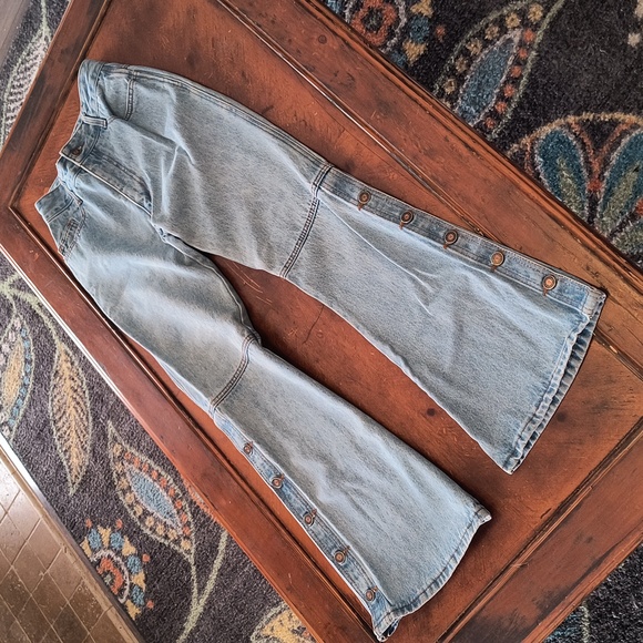 Denim - Gazoz High Waist Mom Flare Leg Denim Jeans size 3/4